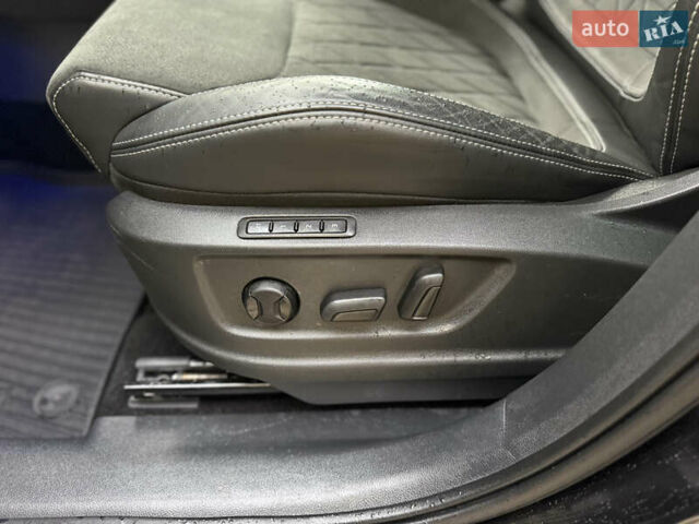 Черный Шкода Kodiaq, объемом двигателя 2 л и пробегом 150 тыс. км за 39500 $, фото 60 на Automoto.ua