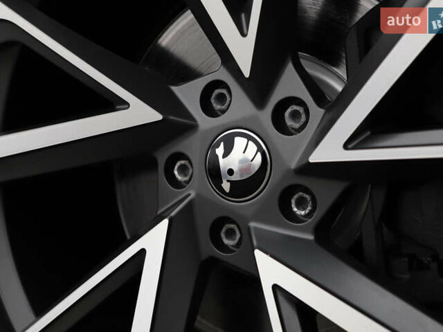 Черный Шкода Kodiaq, объемом двигателя 1.97 л и пробегом 50 тыс. км за 36899 $, фото 35 на Automoto.ua