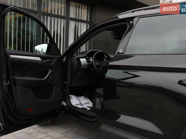 Черный Шкода Kodiaq, объемом двигателя 1.97 л и пробегом 50 тыс. км за 36899 $, фото 75 на Automoto.ua