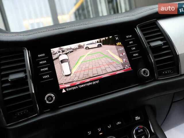 Черный Шкода Kodiaq, объемом двигателя 1.97 л и пробегом 50 тыс. км за 36899 $, фото 89 на Automoto.ua