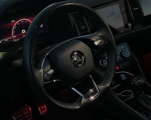 Черный Шкода Kodiaq, объемом двигателя 1.97 л и пробегом 60 тыс. км за 42800 $, фото 12 на Automoto.ua