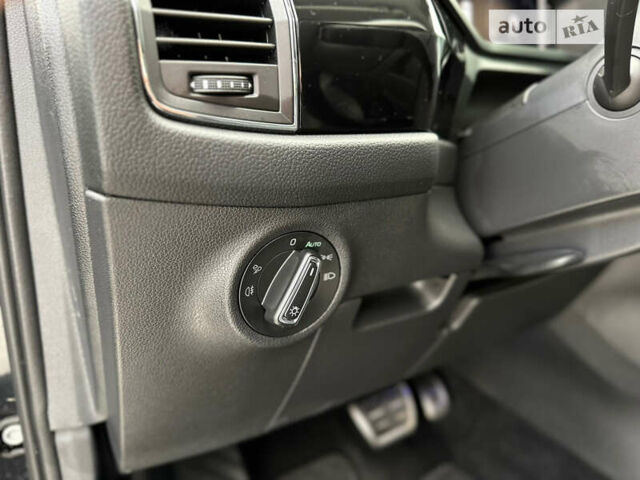 Черный Шкода Kodiaq, объемом двигателя 1.97 л и пробегом 10 тыс. км за 47500 $, фото 61 на Automoto.ua
