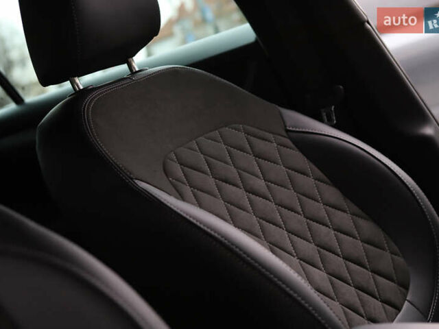 Черный Шкода Kodiaq, объемом двигателя 1.97 л и пробегом 50 тыс. км за 36899 $, фото 104 на Automoto.ua