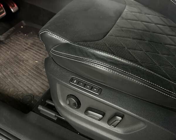 Чорний Шкода Kodiaq, об'ємом двигуна 1.97 л та пробігом 120 тис. км за 41000 $, фото 13 на Automoto.ua