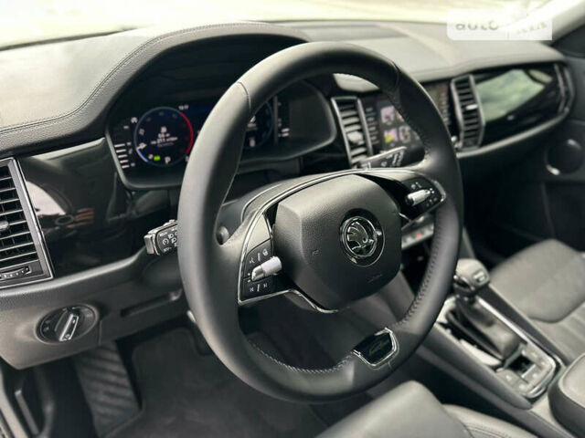 Черный Шкода Kodiaq, объемом двигателя 1.97 л и пробегом 10 тыс. км за 47500 $, фото 37 на Automoto.ua