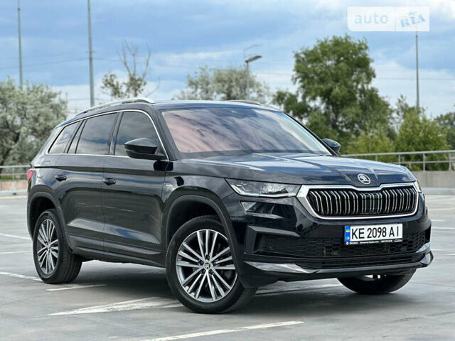 Черный Шкода Kodiaq, объемом двигателя 1.97 л и пробегом 10 тыс. км за 48800 $, фото 5 на Automoto.ua