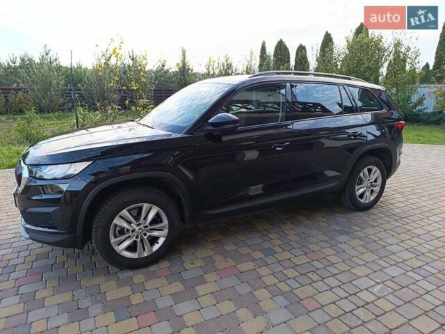 Шкода Kodiaq 2023 в Хмельницком на Automoto.ua Черный Шкода Kodiaq, объемом двигателя 1.97 л и пробегом 69 тыс. км за 37299 $, фото 3 на Automoto.ua