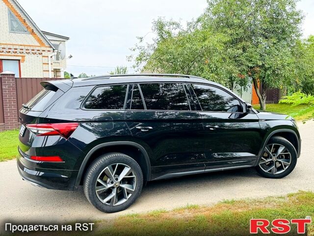 Черный Шкода Kodiaq, объемом двигателя 2 л и пробегом 32 тыс. км за 40500 $, фото 3 на Automoto.ua