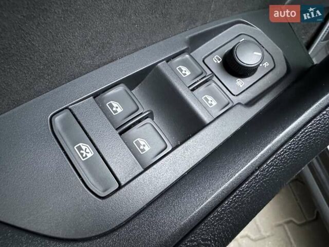 Чорний Шкода Kodiaq, об'ємом двигуна 1.97 л та пробігом 58 тис. км за 41900 $, фото 12 на Automoto.ua