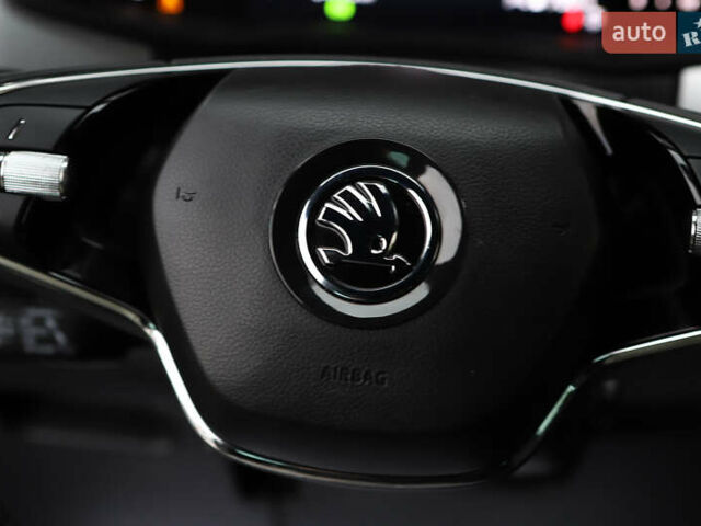 Черный Шкода Kodiaq, объемом двигателя 1.97 л и пробегом 50 тыс. км за 36899 $, фото 87 на Automoto.ua