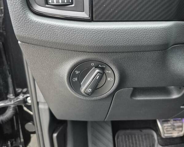 Черный Шкода Kodiaq, объемом двигателя 1.97 л и пробегом 20 тыс. км за 47000 $, фото 27 на Automoto.ua