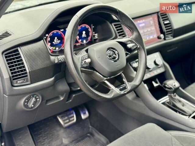 Черный Шкода Kodiaq, объемом двигателя 1.98 л и пробегом 92 тыс. км за 39999 $, фото 25 на Automoto.ua