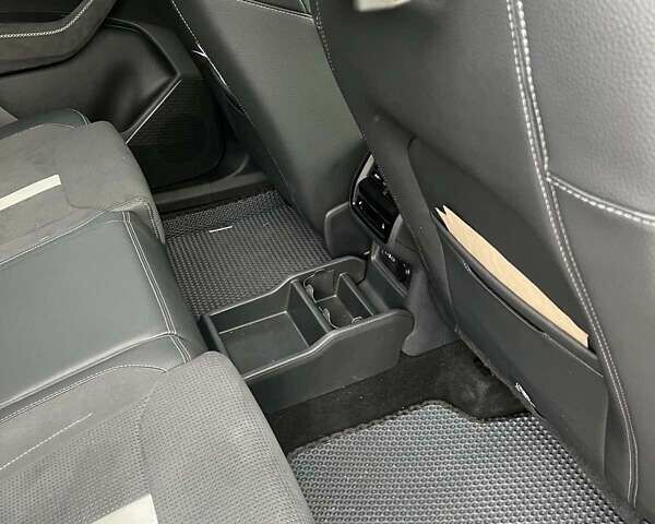 Черный Шкода Kodiaq, объемом двигателя 1.98 л и пробегом 19 тыс. км за 46900 $, фото 4 на Automoto.ua