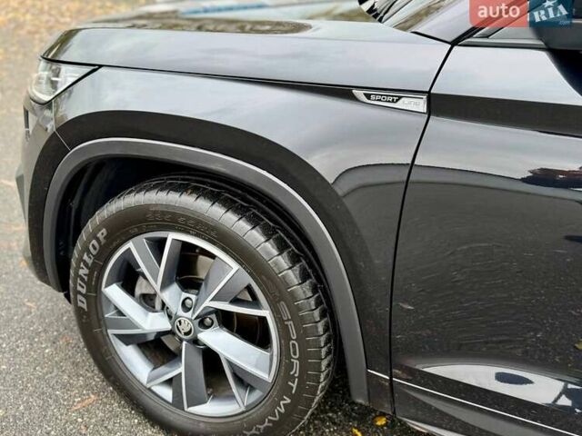 Черный Шкода Kodiaq, объемом двигателя 1.98 л и пробегом 92 тыс. км за 39999 $, фото 12 на Automoto.ua