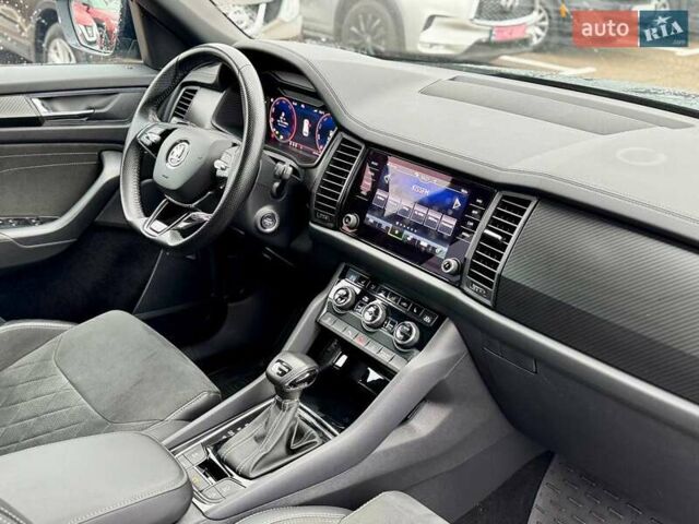 Черный Шкода Kodiaq, объемом двигателя 1.98 л и пробегом 92 тыс. км за 39999 $, фото 24 на Automoto.ua