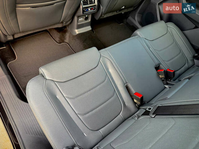 Чорний Шкода Kodiaq, об'ємом двигуна 2 л та пробігом 1 тис. км за 47777 $, фото 65 на Automoto.ua