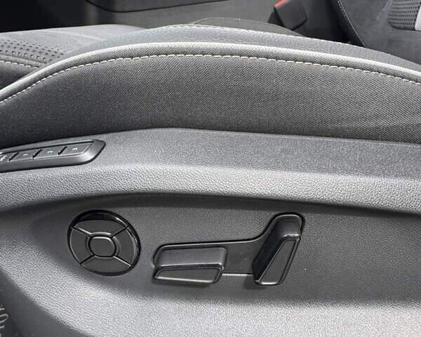 Шкода Kodiaq 2025 у Києві на Automoto.ua Чорний Шкода Kodiaq, об'ємом двигуна 2 л та пробігом 1 тис. км за 53333 $, фото 47 на Automoto.ua