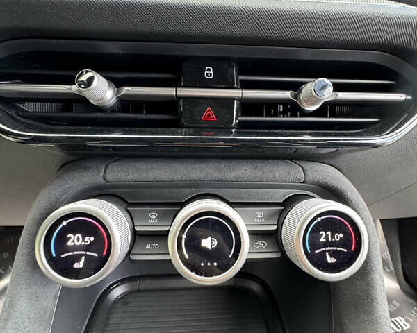 Шкода Kodiaq 2025 у Києві на Automoto.ua Чорний Шкода Kodiaq, об'ємом двигуна 2 л та пробігом 1 тис. км за 53333 $, фото 23 на Automoto.ua