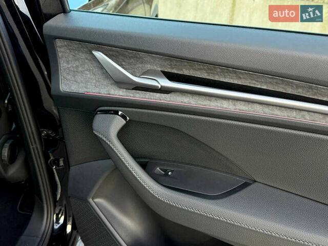 Чорний Шкода Kodiaq, об'ємом двигуна 2 л та пробігом 1 тис. км за 47777 $, фото 58 на Automoto.ua