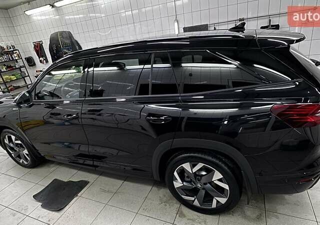 Черный Шкода Kodiaq, объемом двигателя 1.98 л и пробегом 1 тыс. км за 50000 $, фото 1 на Automoto.ua