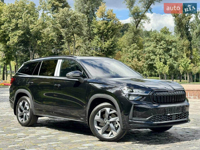 Шкода Kodiaq 2025 у Києві на Automoto.ua Чорний Шкода Kodiaq, об'ємом двигуна 2 л та пробігом 1 тис. км за 53333 $, фото 125 на Automoto.ua