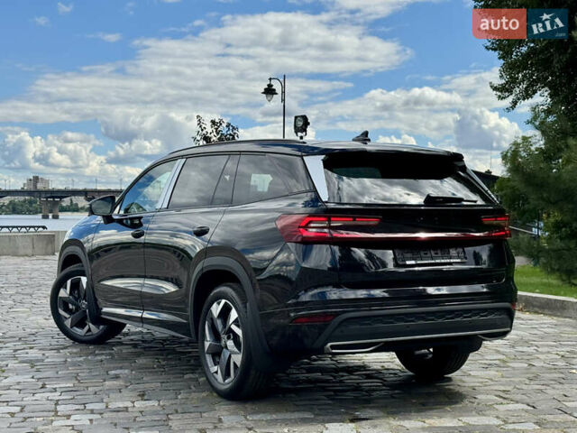 Шкода Kodiaq 2025 у Києві на Automoto.ua Чорний Шкода Kodiaq, об'ємом двигуна 2 л та пробігом 1 тис. км за 53333 $, фото 10 на Automoto.ua