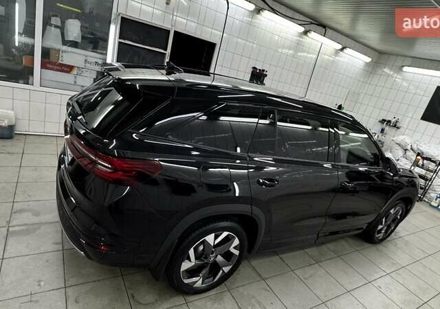 Черный Шкода Kodiaq, объемом двигателя 1.98 л и пробегом 1 тыс. км за 50000 $, фото 4 на Automoto.ua