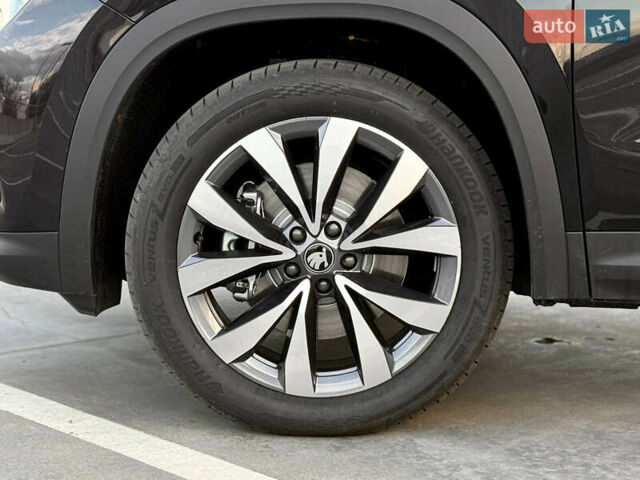 Чорний Шкода Kodiaq, об'ємом двигуна 2 л та пробігом 1 тис. км за 47777 $, фото 39 на Automoto.ua