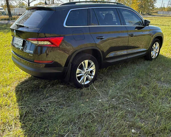 Коричневый Шкода Kodiaq, объемом двигателя 1.97 л и пробегом 166 тыс. км за 28000 $, фото 7 на Automoto.ua