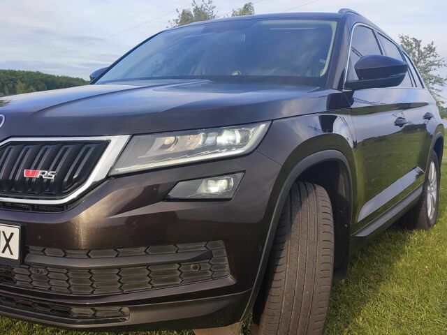 Коричневый Шкода Kodiaq, объемом двигателя 2 л и пробегом 240 тыс. км за 20000 $, фото 1 на Automoto.ua
