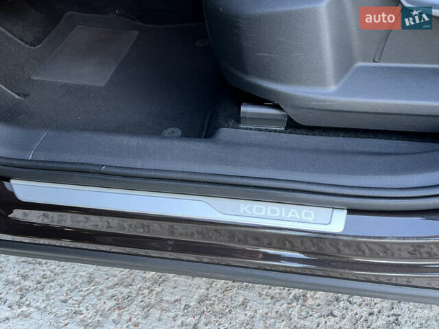Коричневый Шкода Kodiaq, объемом двигателя 1.98 л и пробегом 194 тыс. км за 21900 $, фото 15 на Automoto.ua