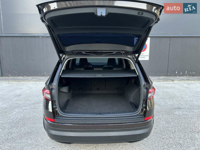 Коричневый Шкода Kodiaq, объемом двигателя 1.98 л и пробегом 194 тыс. км за 21900 $, фото 45 на Automoto.ua