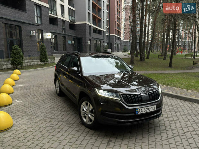 Коричневий Шкода Kodiaq, об'ємом двигуна 1.98 л та пробігом 230 тис. км за 20900 $, фото 5 на Automoto.ua