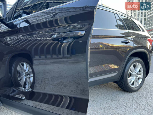 Коричневый Шкода Kodiaq, объемом двигателя 1.98 л и пробегом 194 тыс. км за 21900 $, фото 18 на Automoto.ua