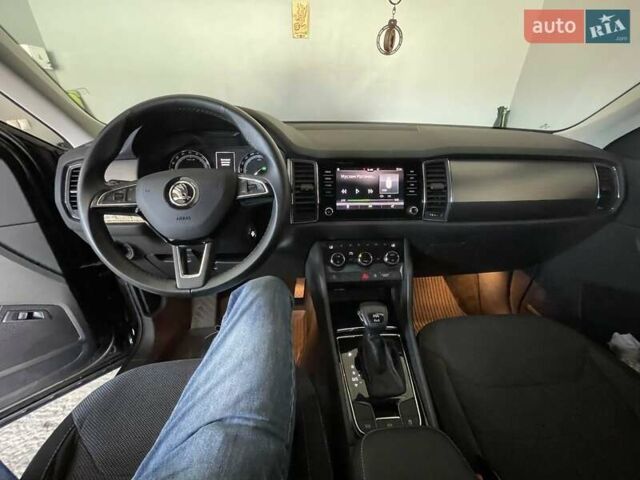 Коричневий Шкода Kodiaq, об'ємом двигуна 1.97 л та пробігом 120 тис. км за 30000 $, фото 1 на Automoto.ua