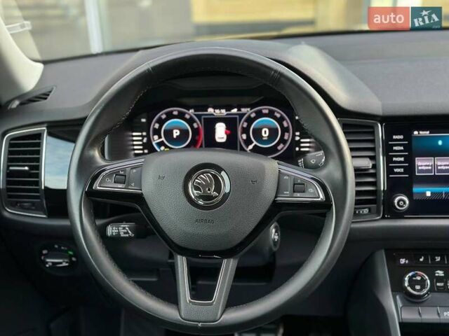 Коричневий Шкода Kodiaq, об'ємом двигуна 1.98 л та пробігом 94 тис. км за 30151 $, фото 13 на Automoto.ua