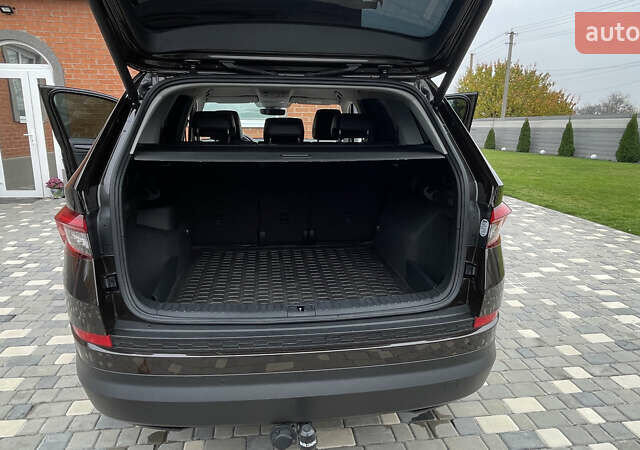 Коричневый Шкода Kodiaq, объемом двигателя 1.97 л и пробегом 199 тыс. км за 27500 $, фото 21 на Automoto.ua