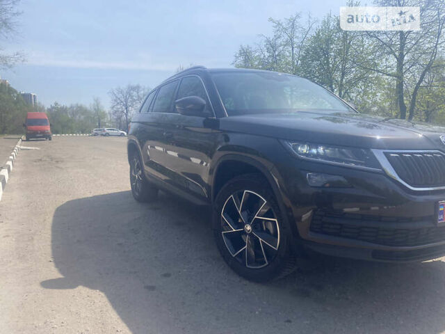 Коричневий Шкода Kodiaq, об'ємом двигуна 1.97 л та пробігом 180 тис. км за 27999 $, фото 6 на Automoto.ua