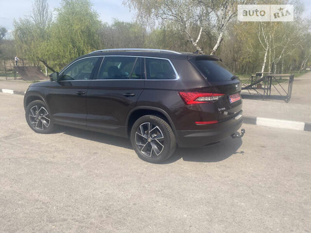 Коричневий Шкода Kodiaq, об'ємом двигуна 1.97 л та пробігом 180 тис. км за 27999 $, фото 2 на Automoto.ua