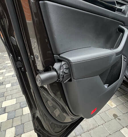 Коричневый Шкода Kodiaq, объемом двигателя 1.97 л и пробегом 199 тыс. км за 27500 $, фото 1 на Automoto.ua