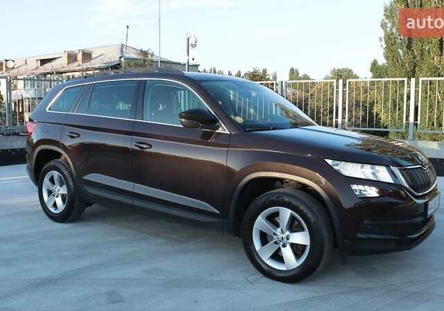 Коричневый Шкода Kodiaq, объемом двигателя 1.97 л и пробегом 160 тыс. км за 27777 $, фото 1 на Automoto.ua