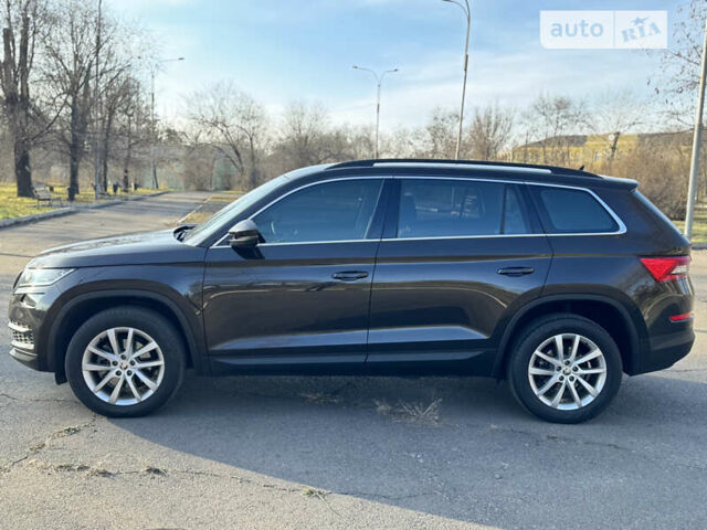 Коричневый Шкода Kodiaq, объемом двигателя 1.97 л и пробегом 76 тыс. км за 32500 $, фото 5 на Automoto.ua