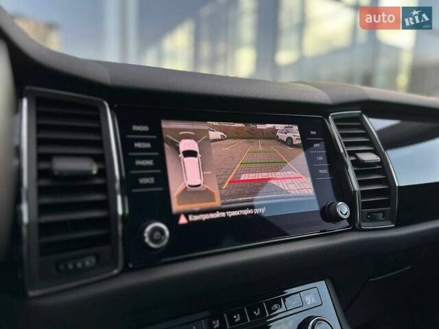 Коричневий Шкода Kodiaq, об'ємом двигуна 1.98 л та пробігом 94 тис. км за 30151 $, фото 24 на Automoto.ua