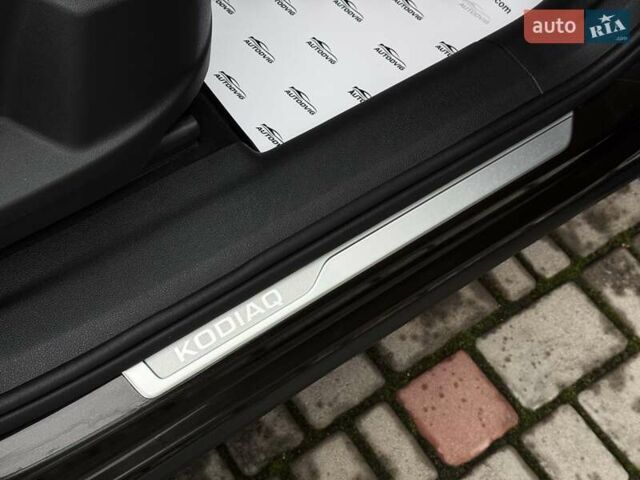 Коричневий Шкода Kodiaq, об'ємом двигуна 2 л та пробігом 100 тис. км за 28999 $, фото 70 на Automoto.ua