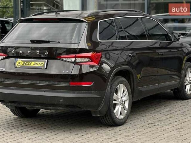 Коричневый Шкода Kodiaq, объемом двигателя 1.98 л и пробегом 33 тыс. км за 34300 $, фото 5 на Automoto.ua