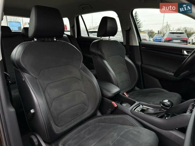 Коричневий Шкода Kodiaq, об'ємом двигуна 2 л та пробігом 100 тис. км за 28999 $, фото 68 на Automoto.ua