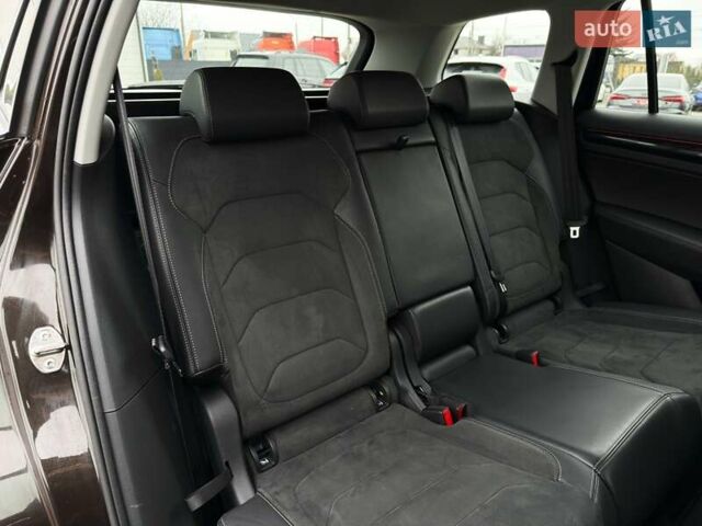 Коричневий Шкода Kodiaq, об'ємом двигуна 2 л та пробігом 100 тис. км за 28999 $, фото 61 на Automoto.ua