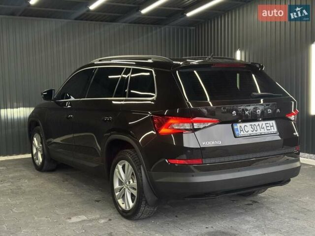 Коричневый Шкода Kodiaq, объемом двигателя 1.97 л и пробегом 101 тыс. км за 31499 $, фото 4 на Automoto.ua