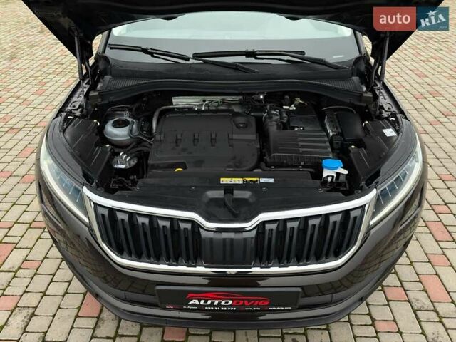 Коричневий Шкода Kodiaq, об'ємом двигуна 2 л та пробігом 100 тис. км за 28999 $, фото 86 на Automoto.ua
