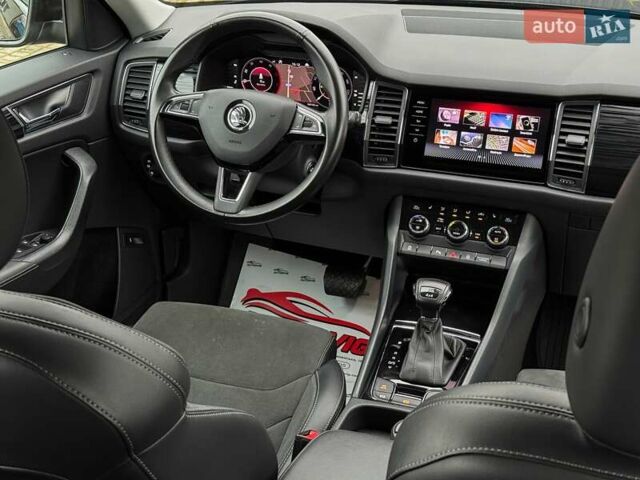 Коричневий Шкода Kodiaq, об'ємом двигуна 2 л та пробігом 100 тис. км за 28999 $, фото 65 на Automoto.ua